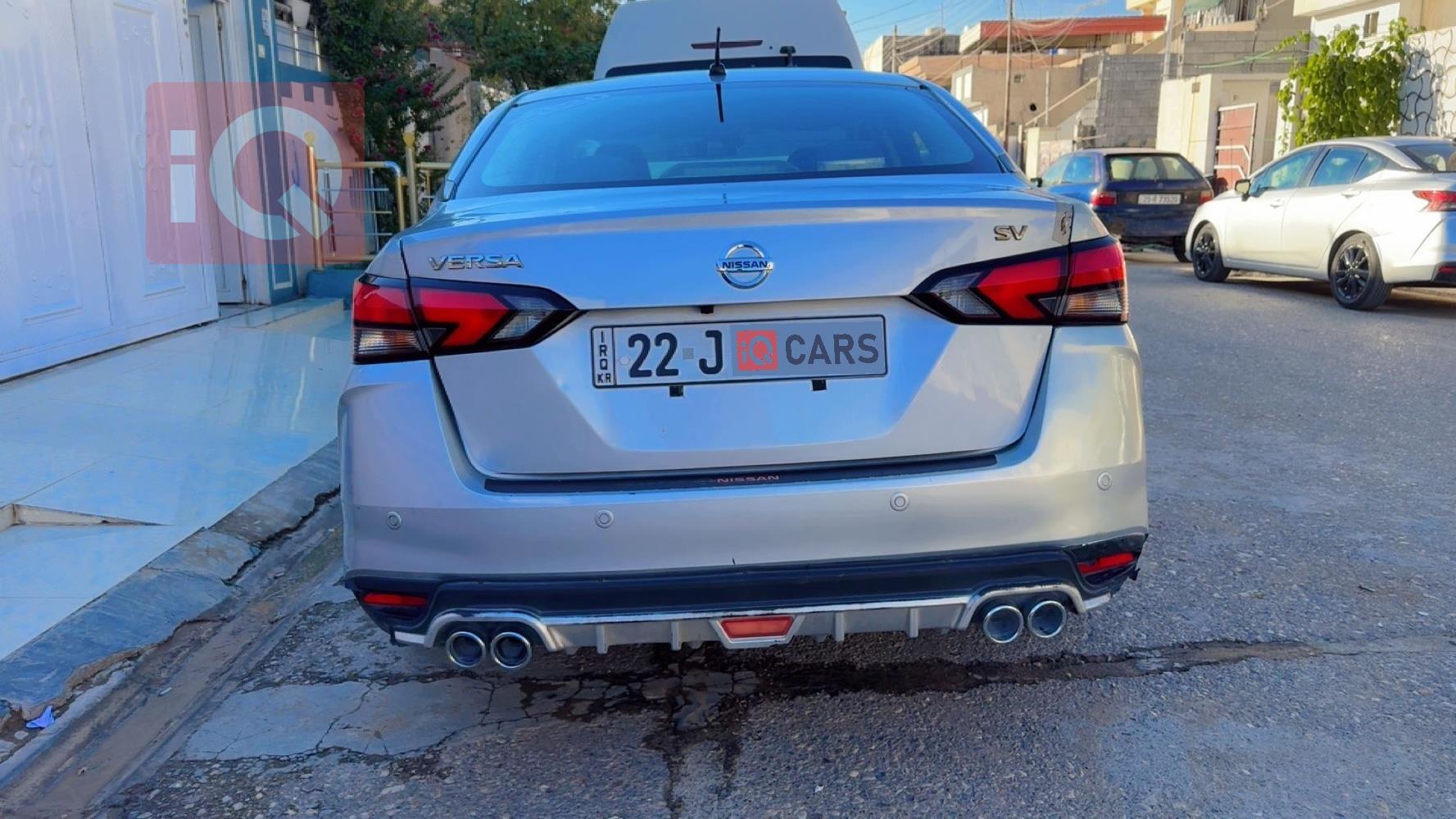 نیسان ڤێرسا